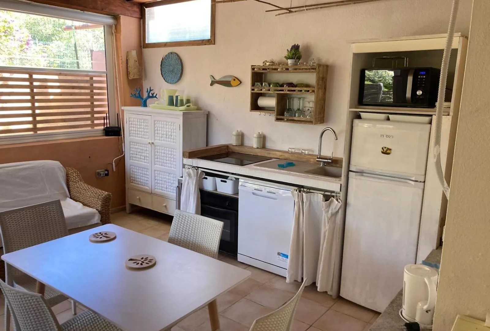 Villasimius Villetta A 300 Mt Dalla Spiaggia Via Libeccio N 67